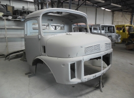 Cabine Mercedes Benz 1318/1516 Recondicionada