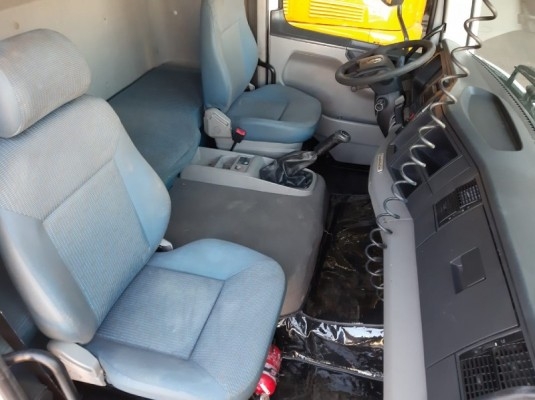 Cabine Volkswagen Constellation Teto Alto completa