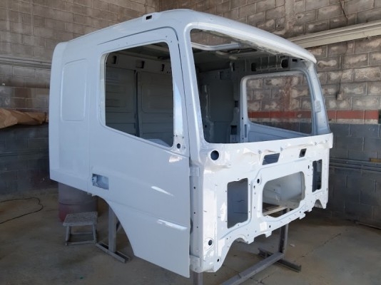 Cabine Mercedes Benz Axor 2540 2544