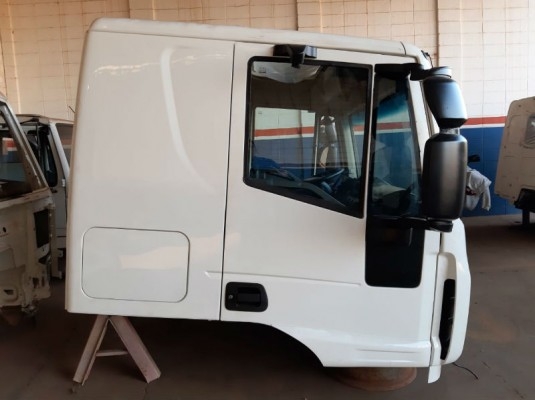 Cabine Iveco Tector 240E25